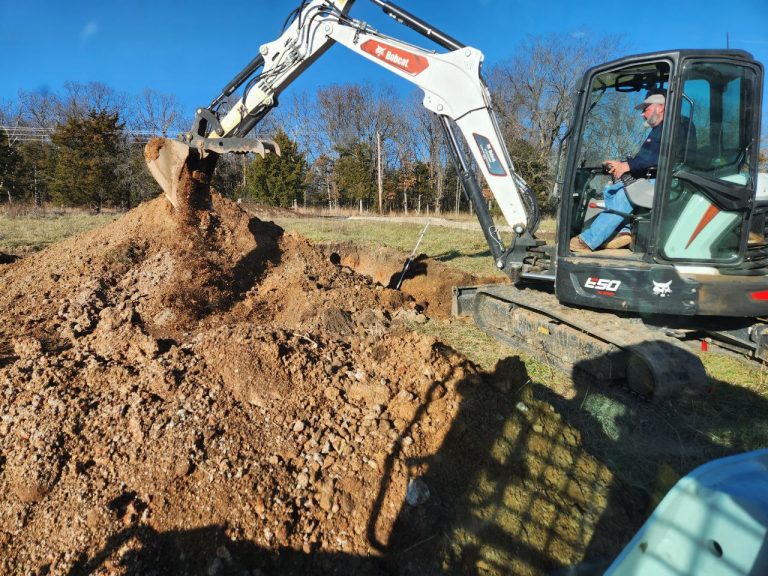 Mini hoe digging
