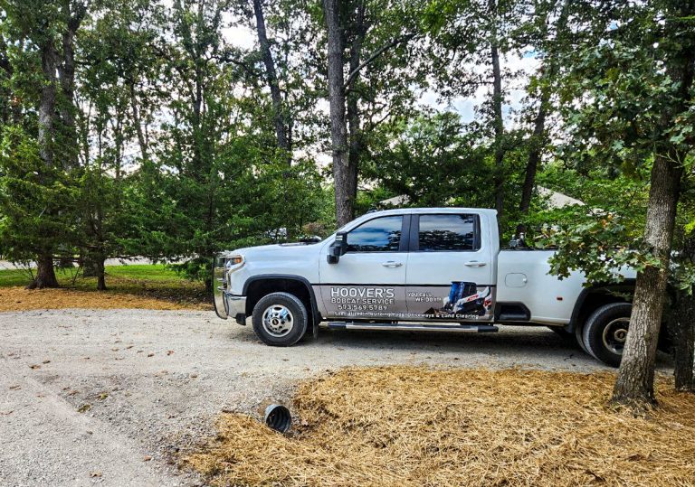 Hoover's Bobcat Service Truck at jobsite